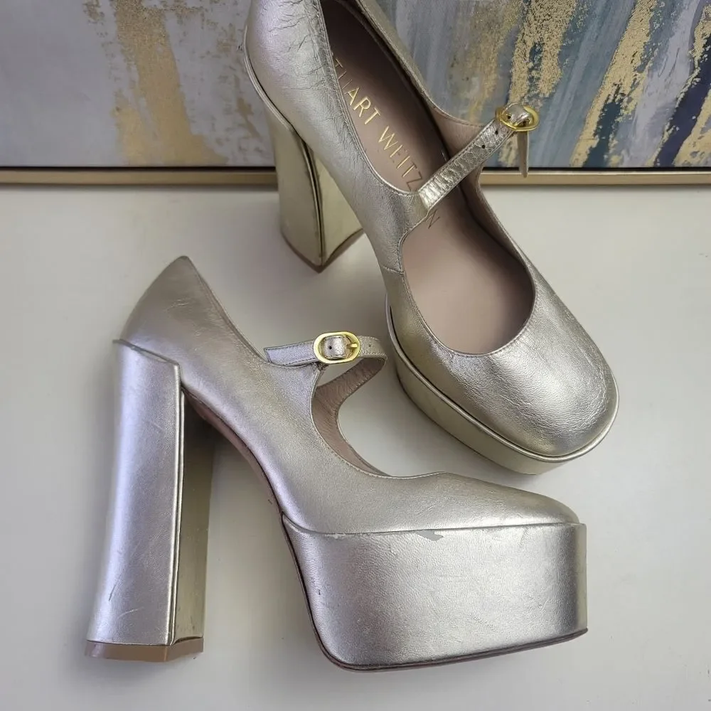 Stuart Weitzman lining platform traction